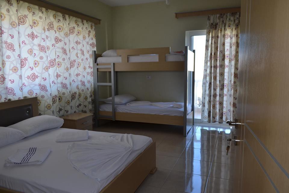 John Apartments Εξαμίλιο Εξωτερικό φωτογραφία